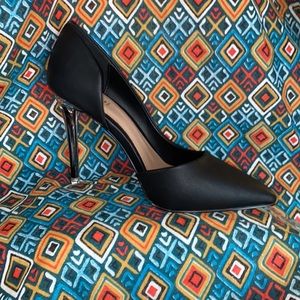 Classic Black Pointed-Toe Stiletto Pumps